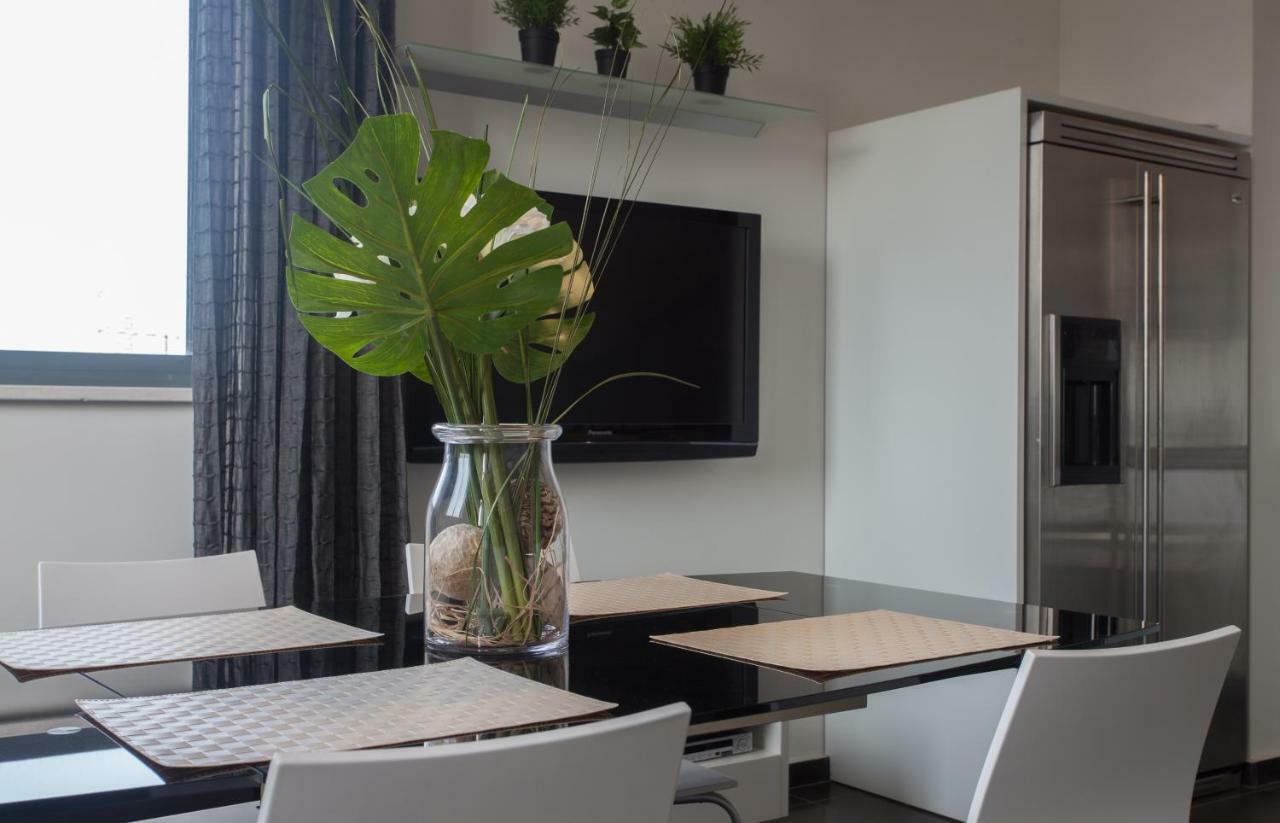 Luxury Penthouse 2 Bed Near Rothchild Apartment Tel Aviv Ngoại thất bức ảnh